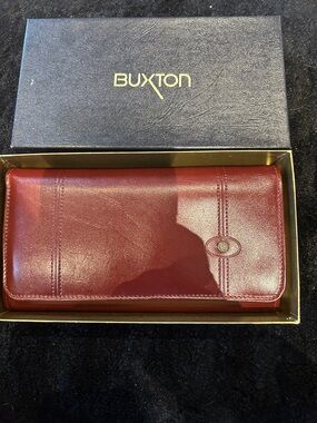 Buxton Burgundy Leather Continental Wallet vintage